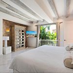 Upper Hotel