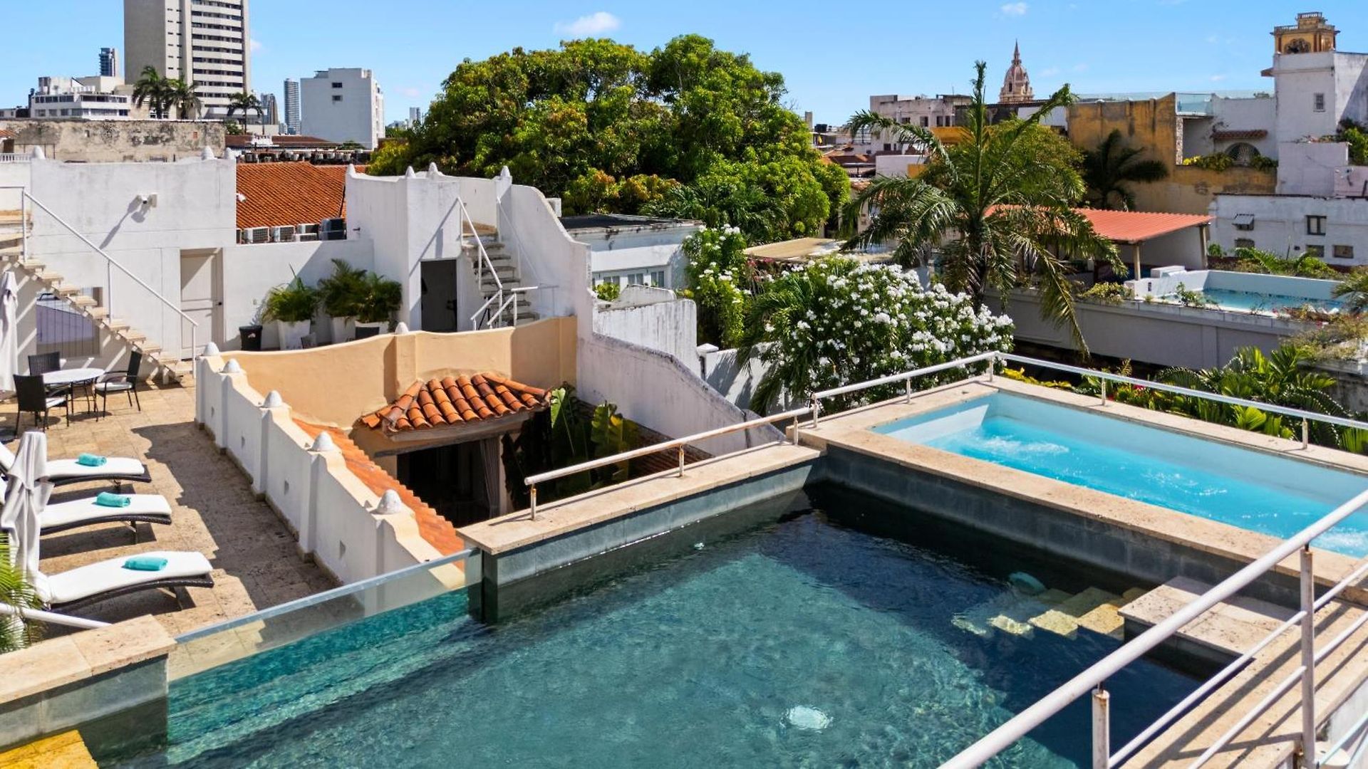 Hotel Upper 3*