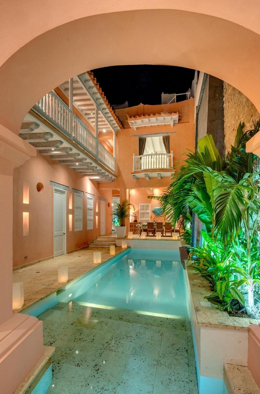 Upper Hotel 3*
