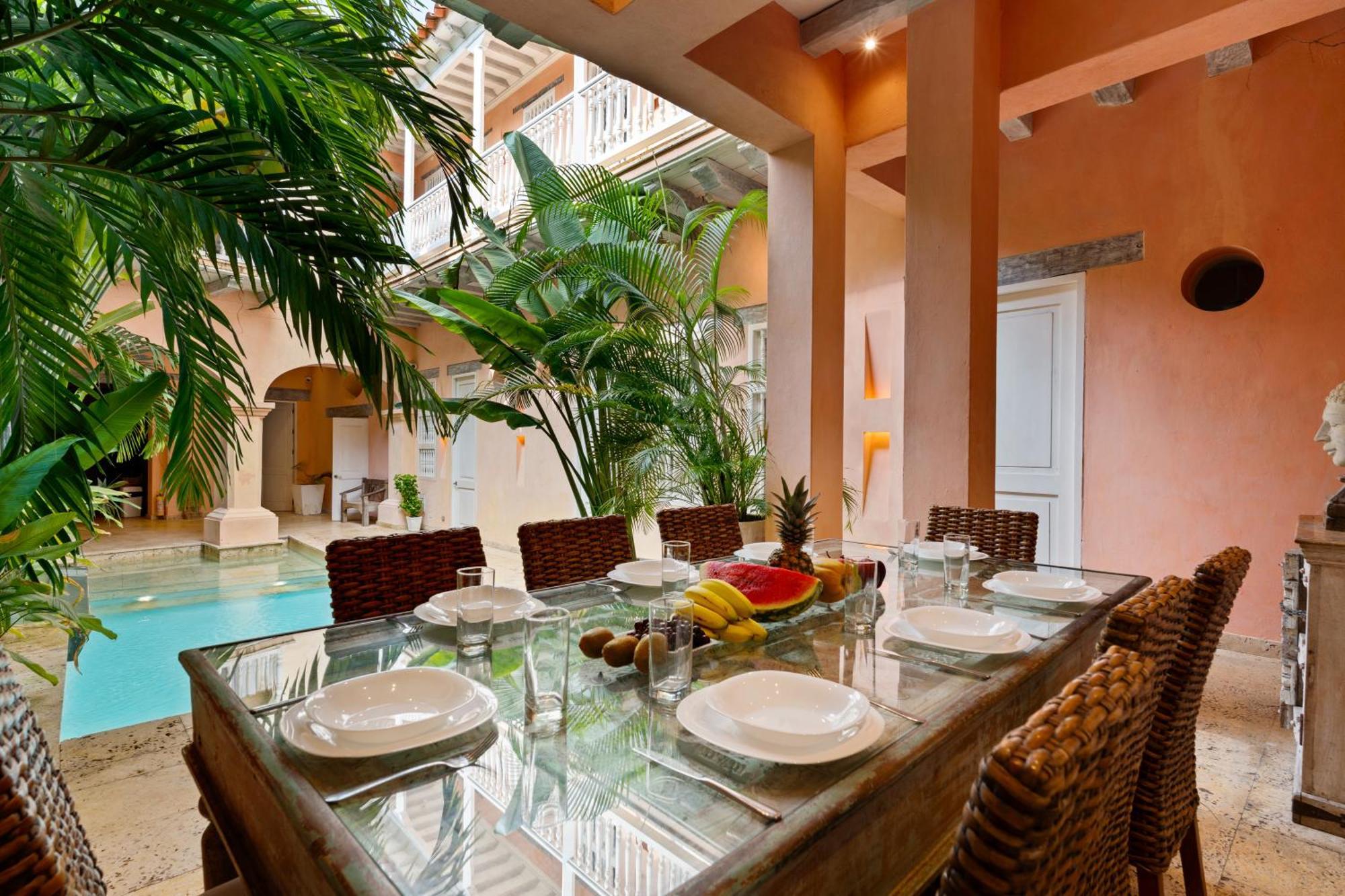 Hotel Upper 3*